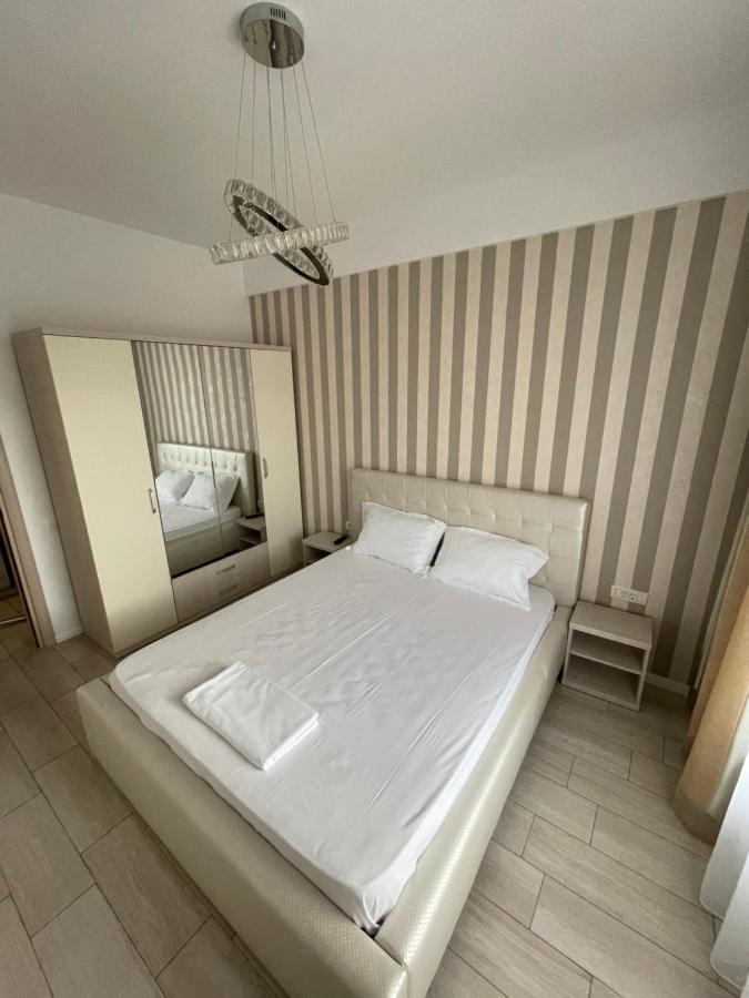 Selena By The Sea Apartment Mamaia Exterior photo